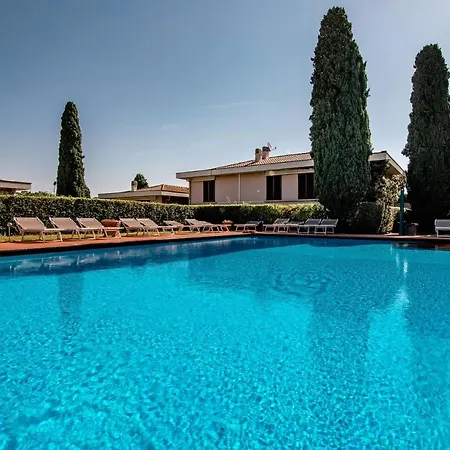 Aparthotel Poggio Golf Chianti Firenze 4*