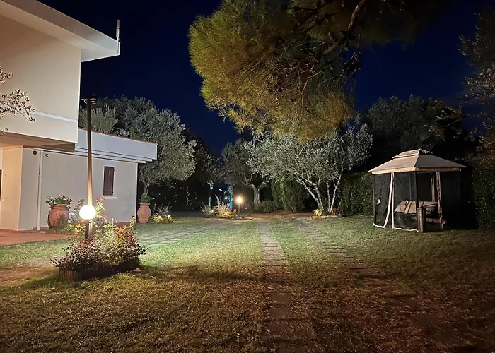 Poggio Golf Chianti Firenze מלון דירות